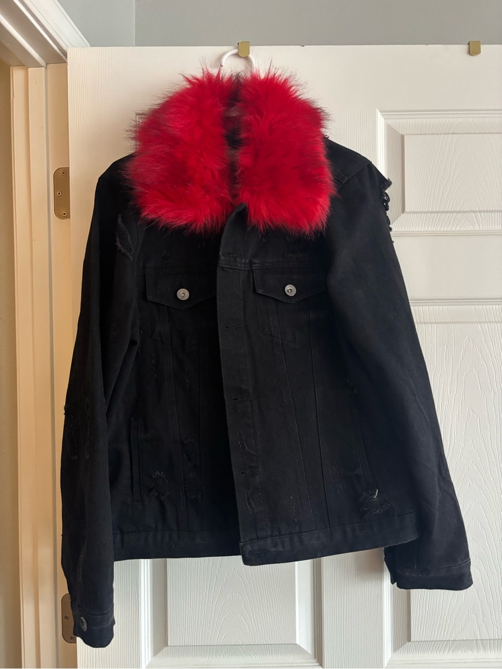 NWOT Black Women’s Distressed Denim Jacket with Removable Red Faux Fur Collar